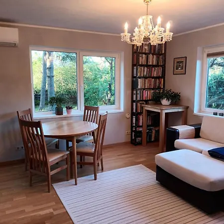 Cozy House With * טאלין